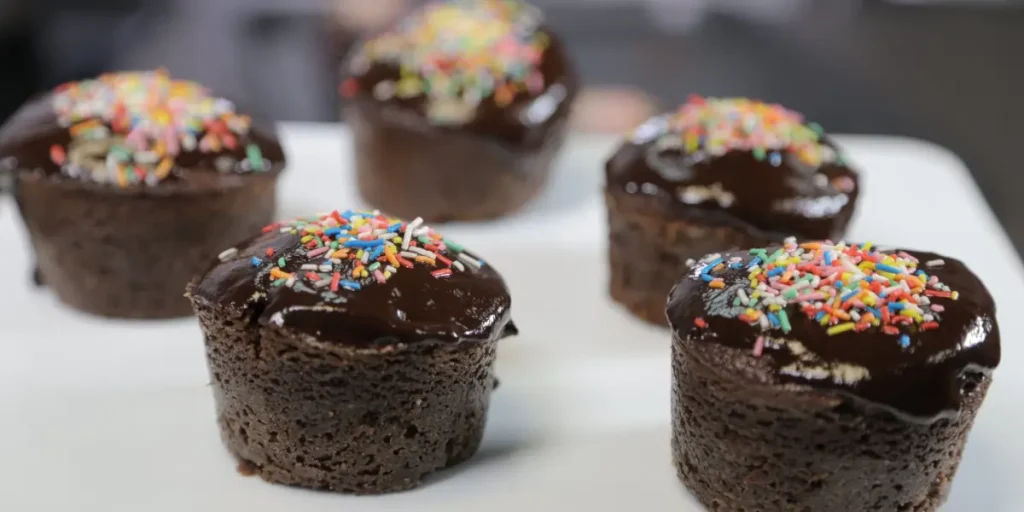 Peanut Butter and Chocolate Cupcakes Recipe