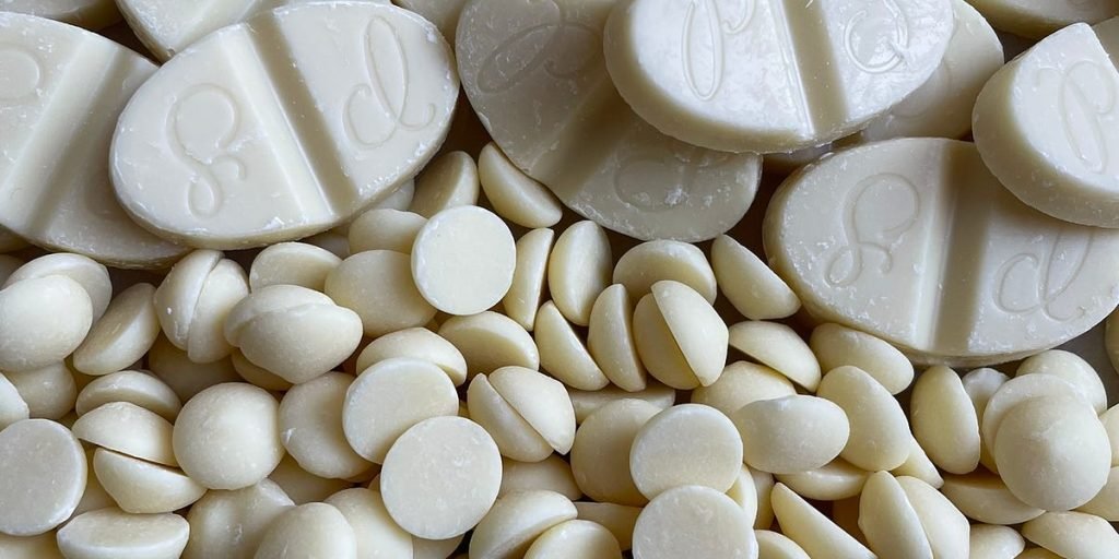 Rococo White Chocolate with Cardamom