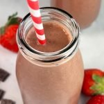 Chocolate for Breakfast: How to Make a Healthy Chocolate Smoothie