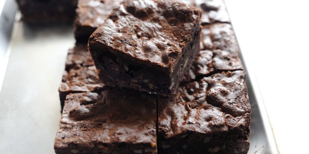 How to Make Chocolate Fudge Brownies at Home