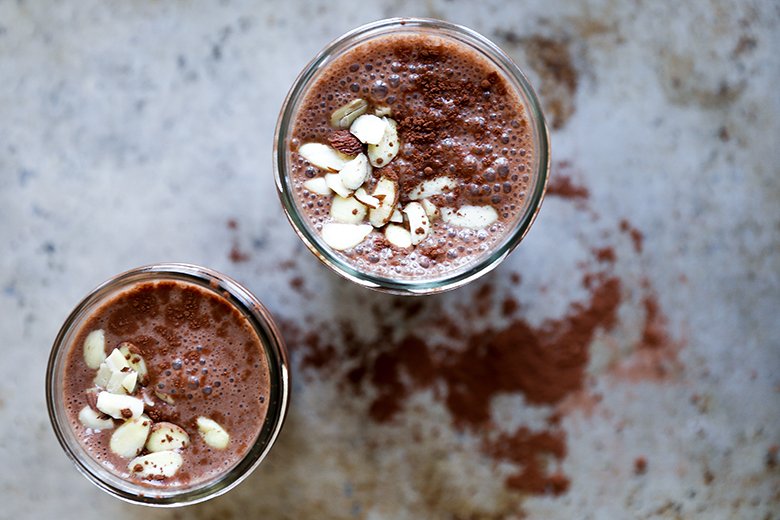 How to Make a Healthy Chocolate Smoothie: Delicious and Nutritious